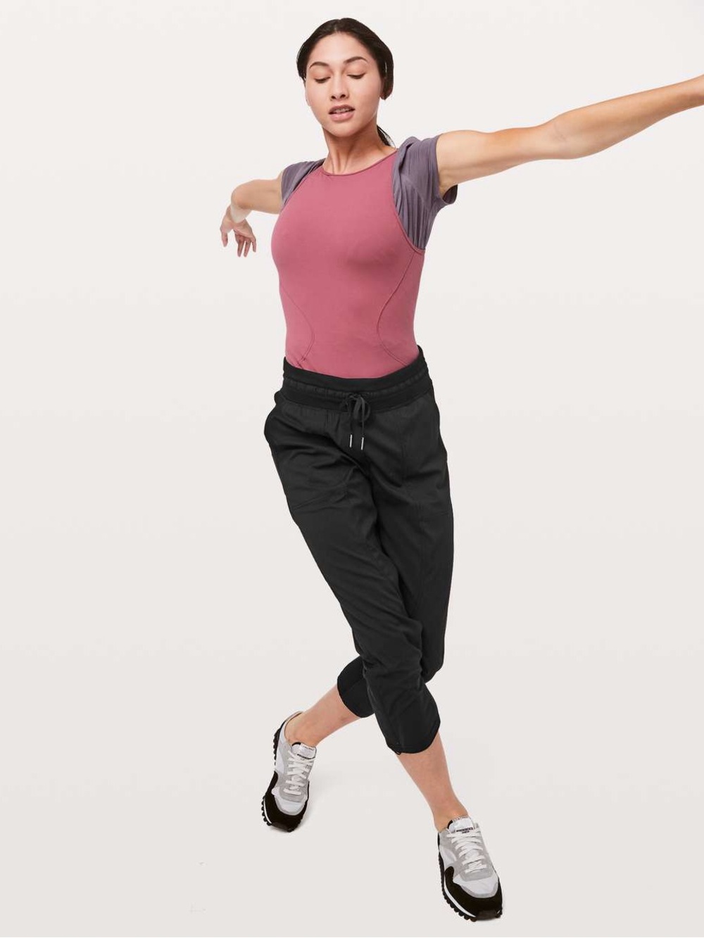 Lululemon Dance Studio Crop *25"